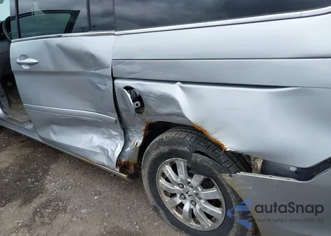 2010 Honda Odyssey Ex z USA, uszkodzony, nr VIN 5FNRL3H44AB101312